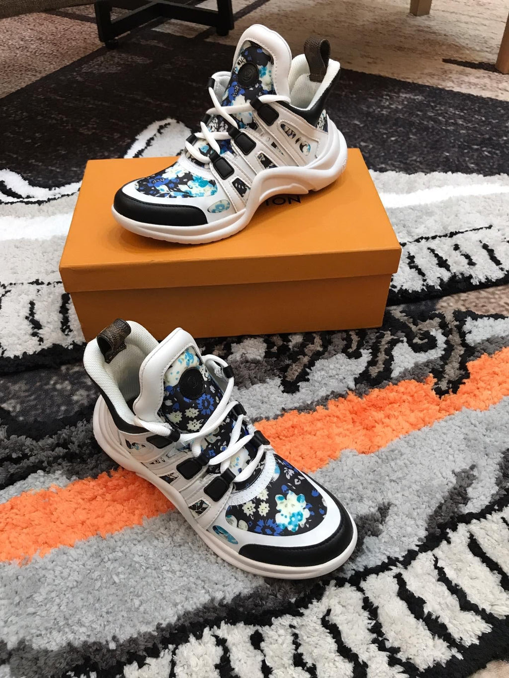 Lv b/r