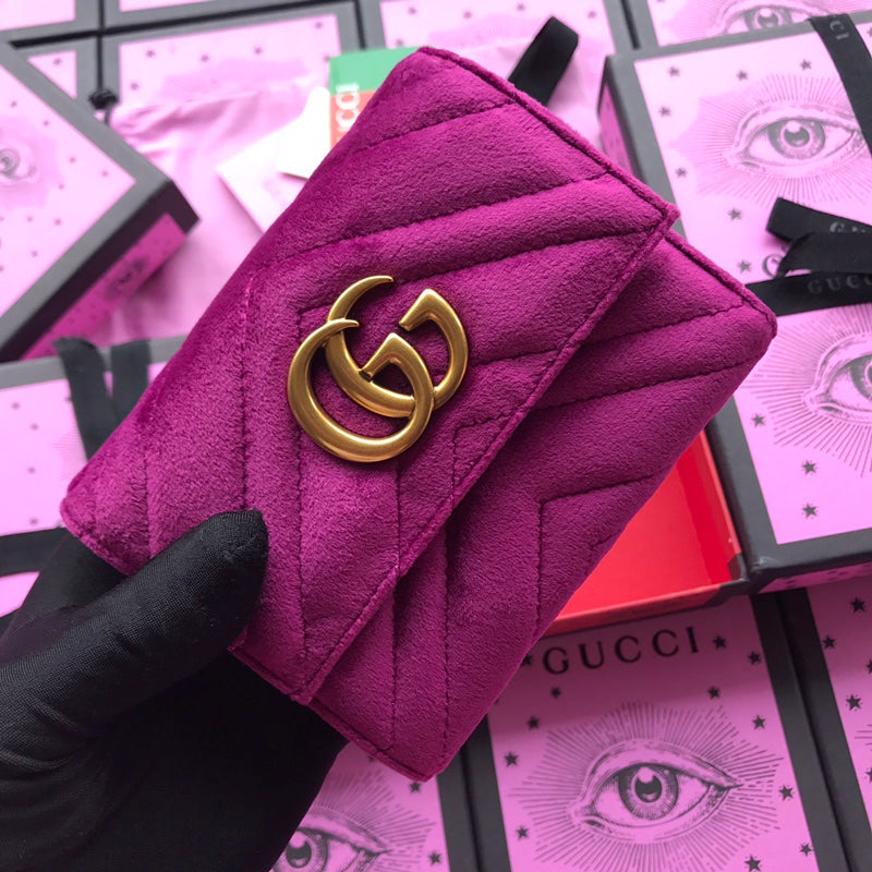 G u c c i wallet