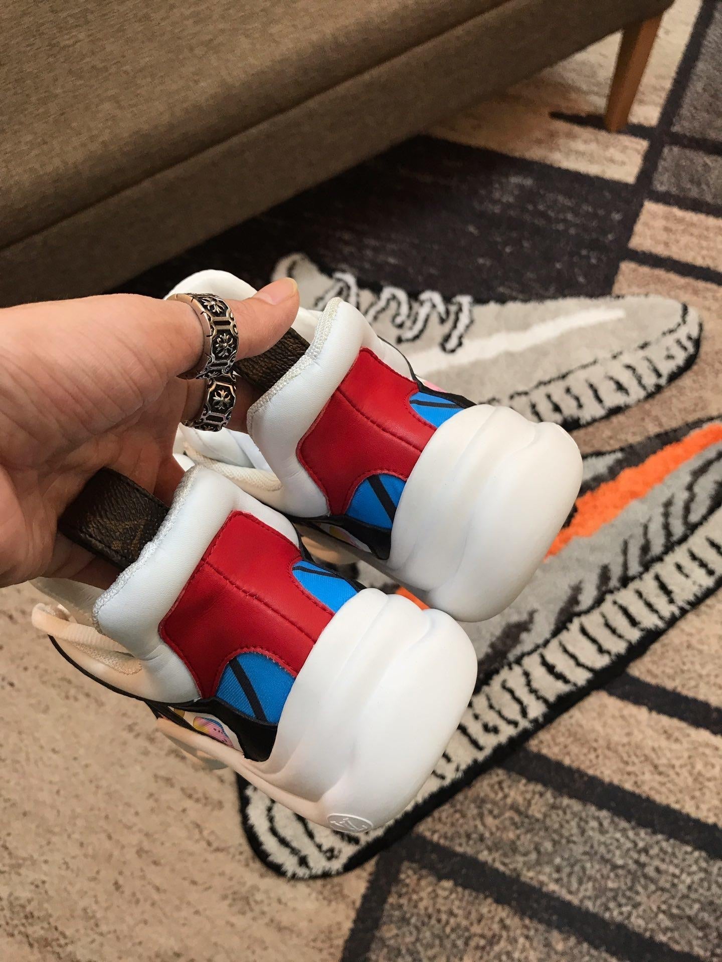 Lv b/r