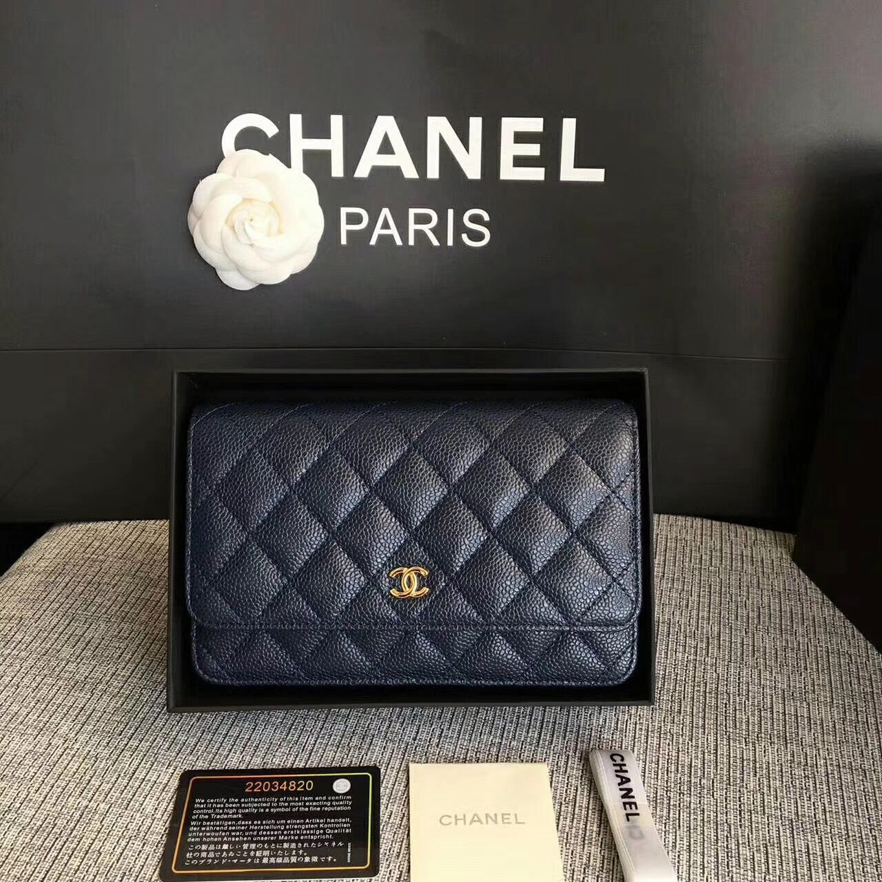 Chanel 19x12 cm