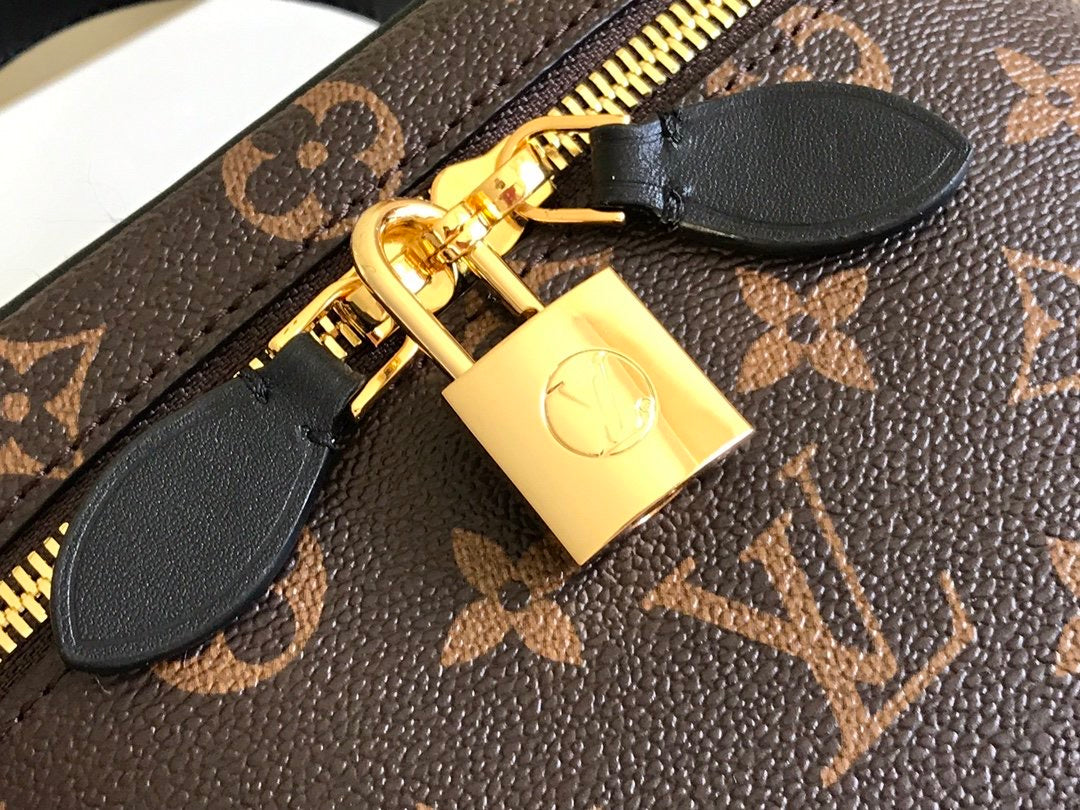 malle handbag 14-19-10Cm