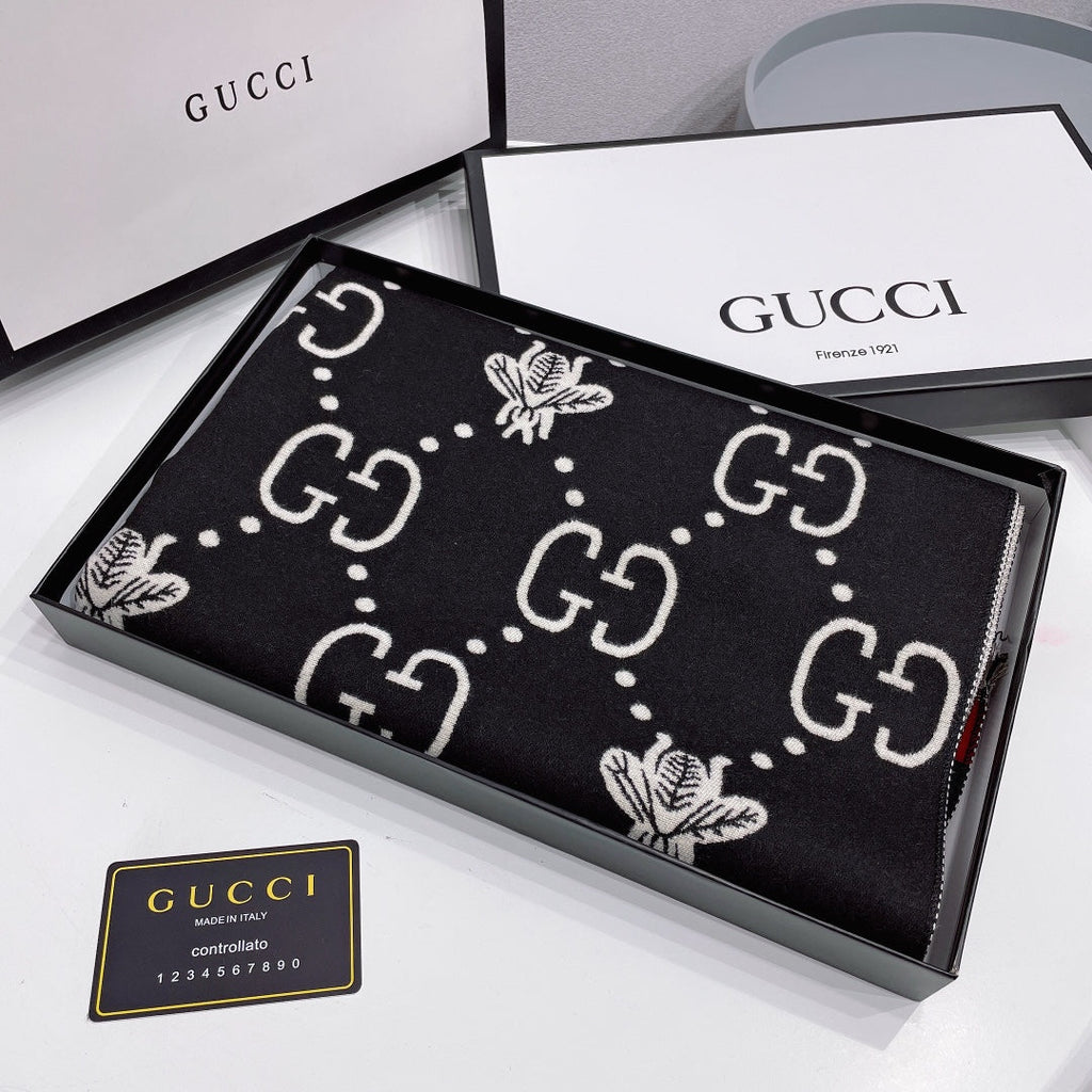 G u c c i scarf black or brown