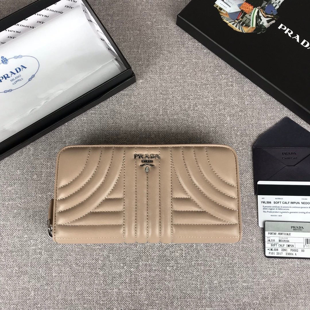 P wallet