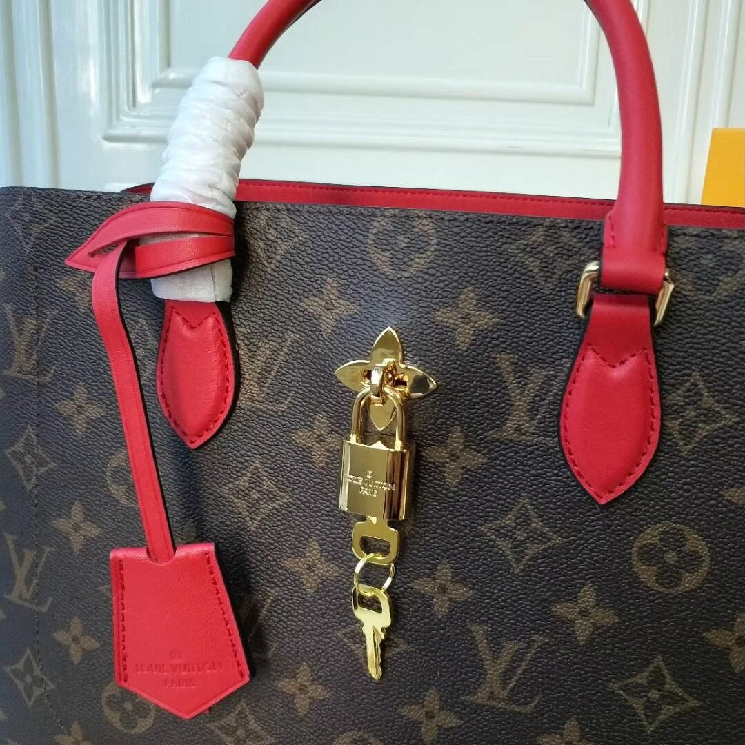 retro flower handbag