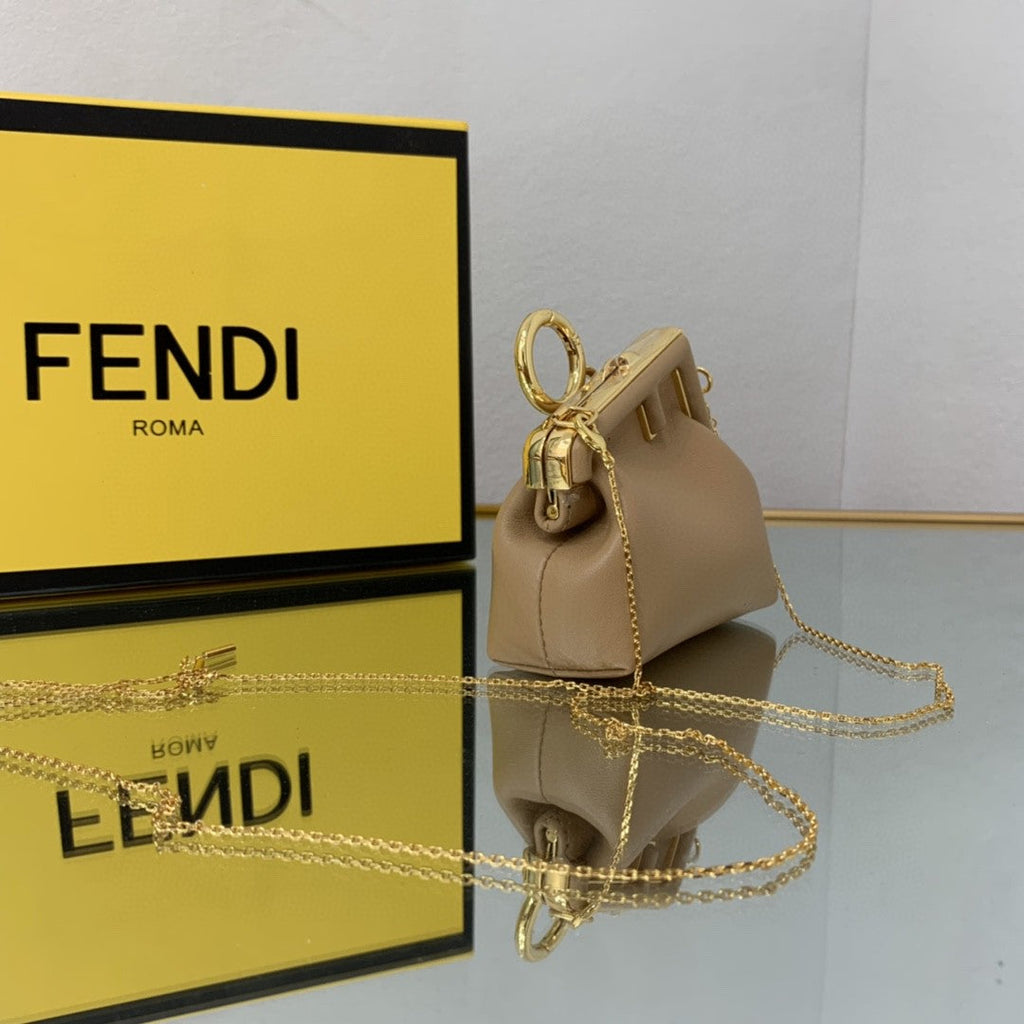 F e n d I 21