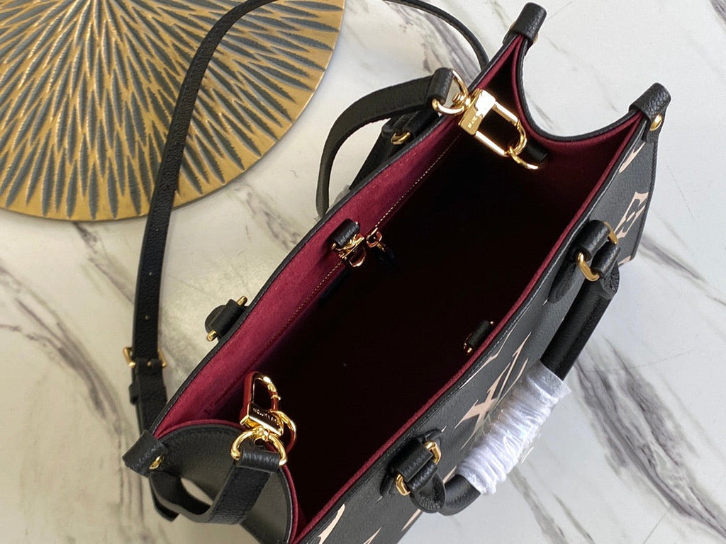 Bicolor handbag