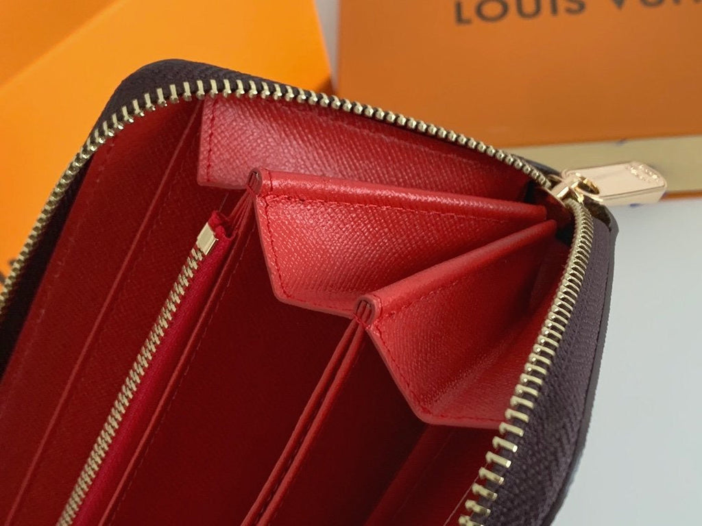 Zippy wallet brown