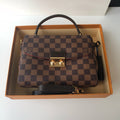 Checkered pattern handbag