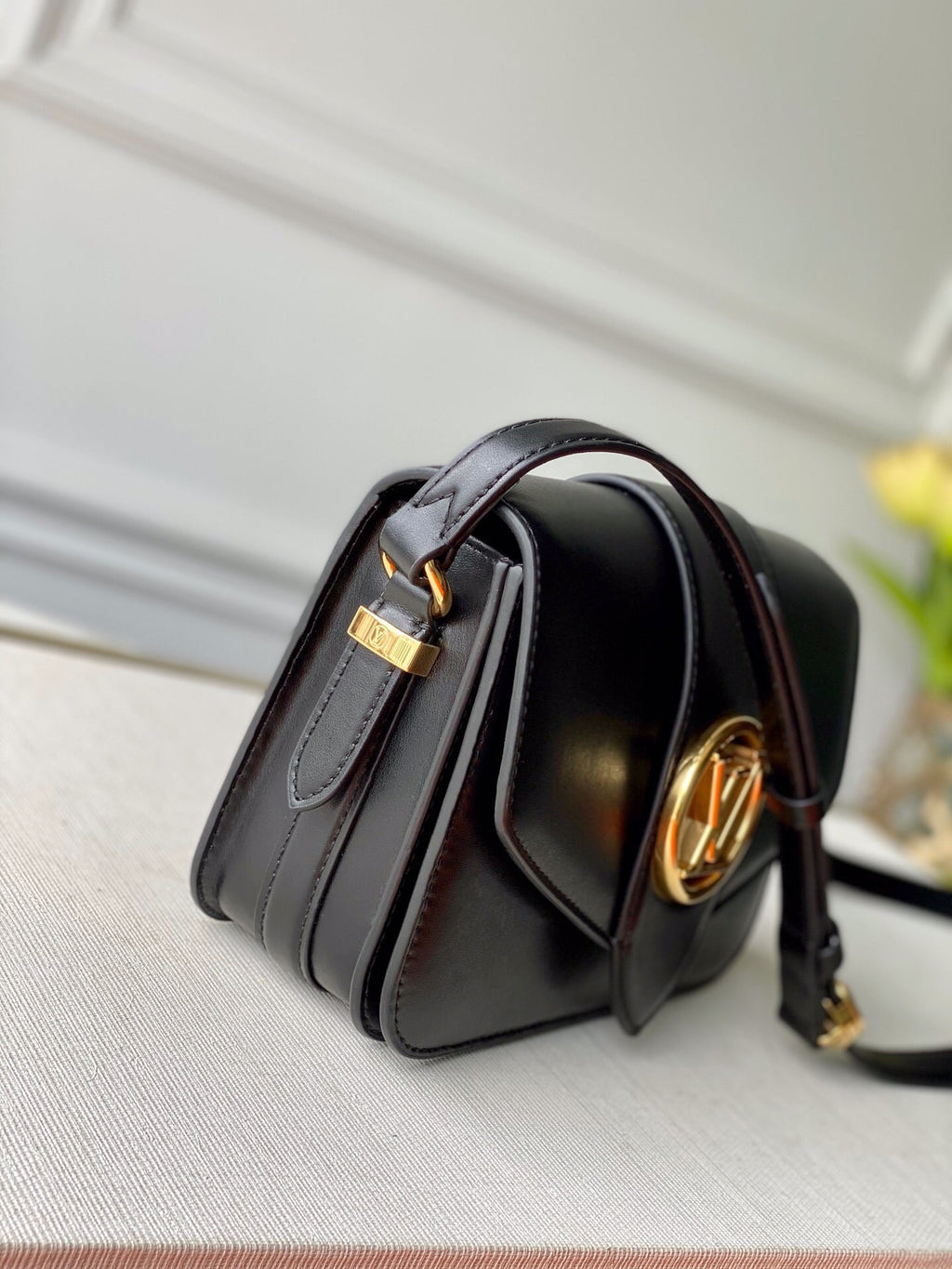 Handbag sun black 23.0 x 15.0 x 8.0 cm