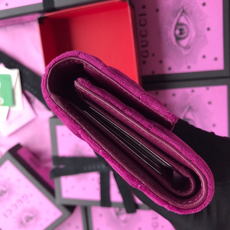 G u c c i wallet