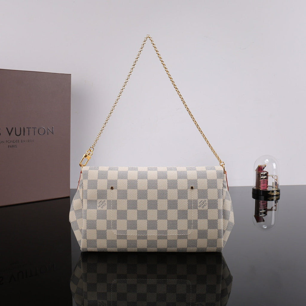 chain handbag monogram