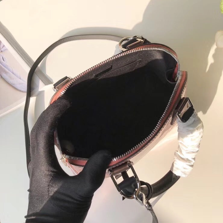 L handbag bronze