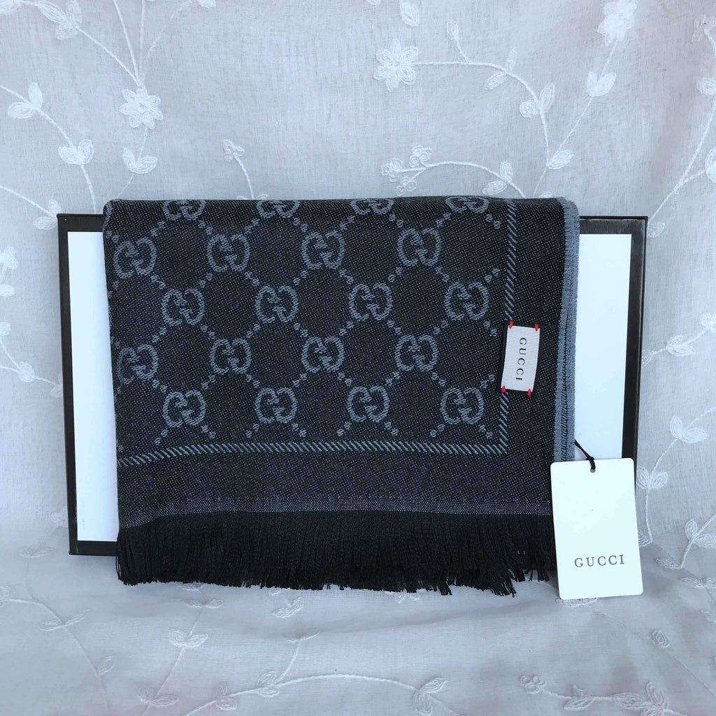 Gucci gray scarf