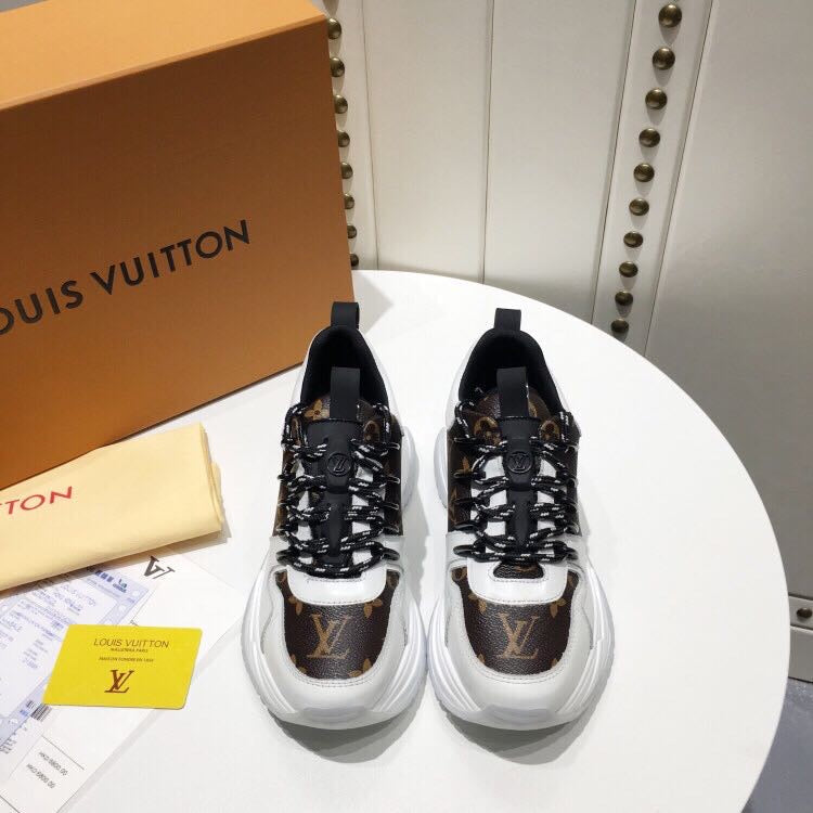 Lv sneakers