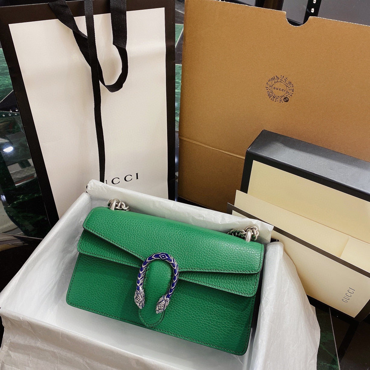 Gucci 𝐷𝑖𝑜𝑛𝑦𝑠𝑢𝑠25.5cm green