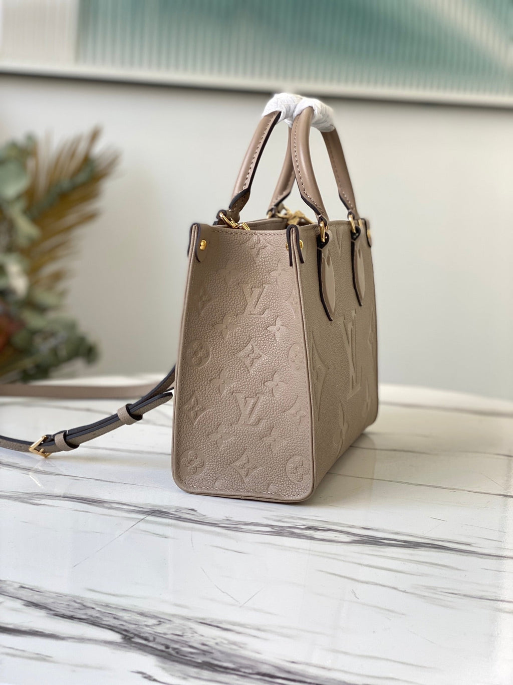 Bicolor cream handbagf