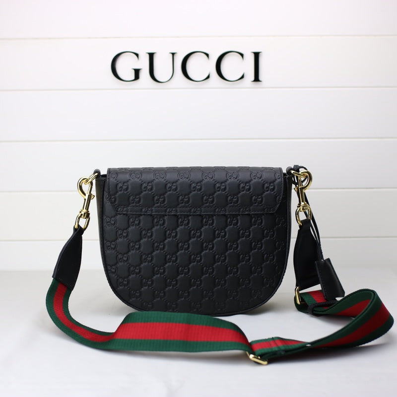 G u c c i v 25*20*7.5CM