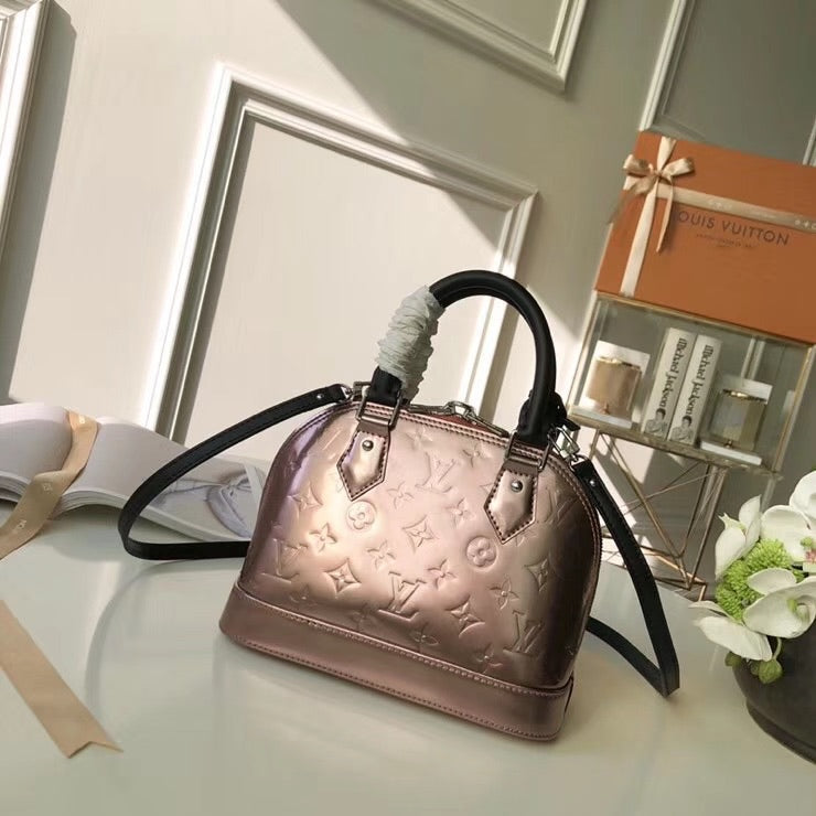 L handbag bronze