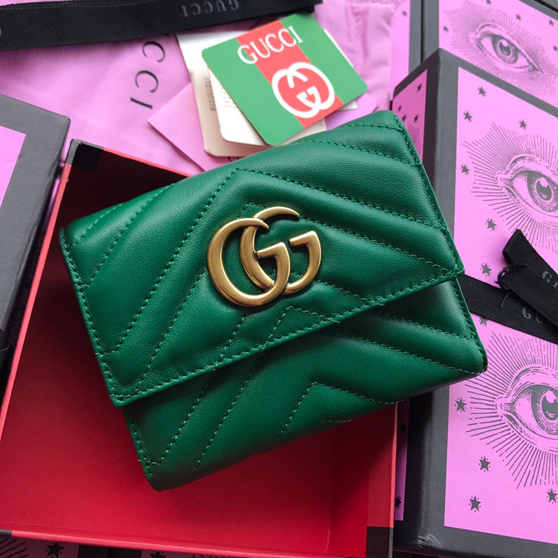 G u c c i wallet
