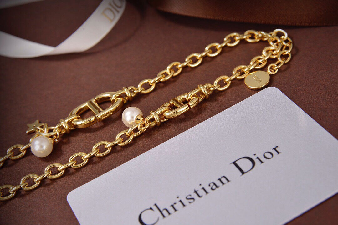 D i o r bracelet