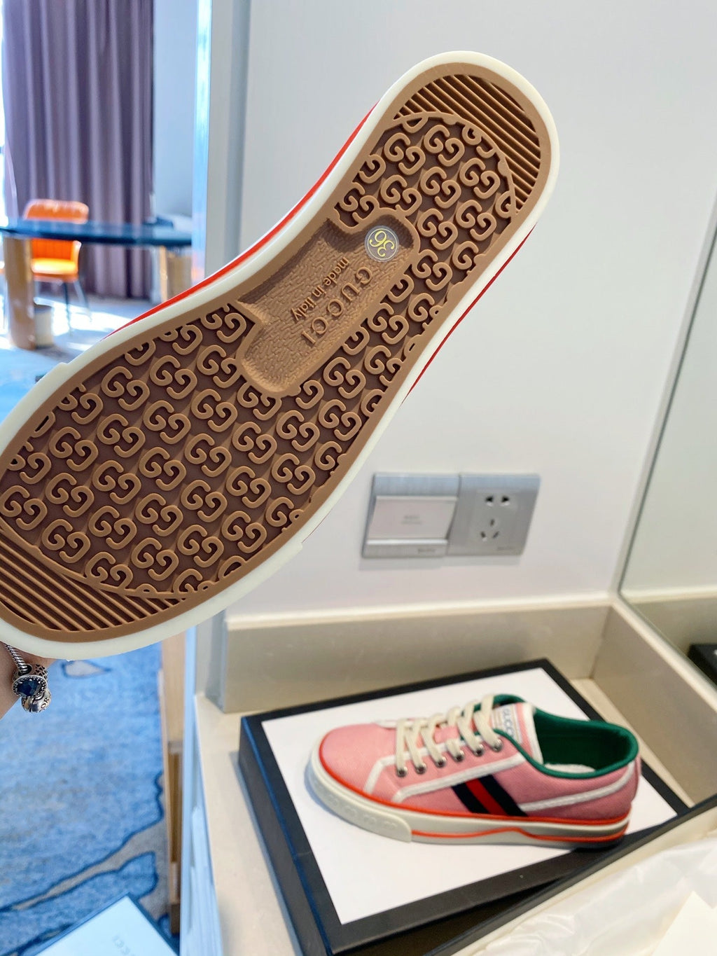 G u c c I tennis sneakers