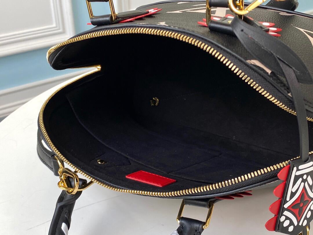 handbag née red