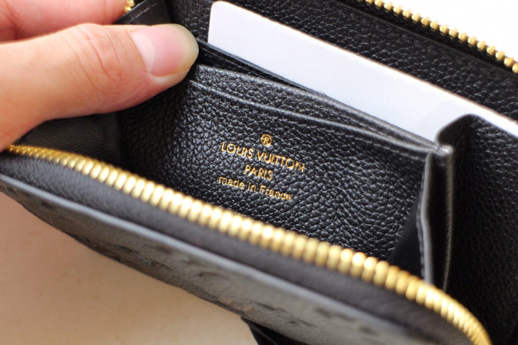 wallet black