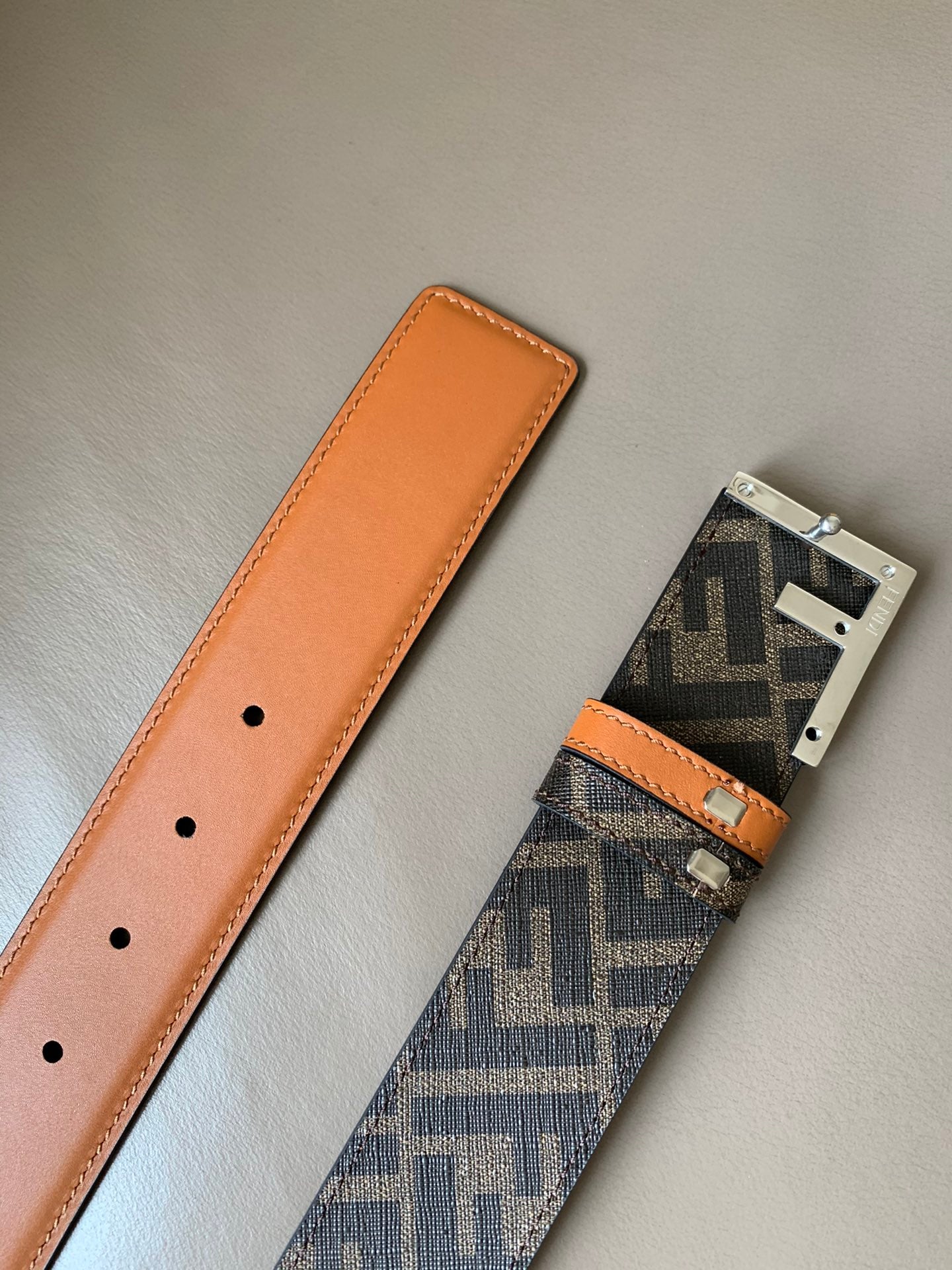 F e n d I 3colors