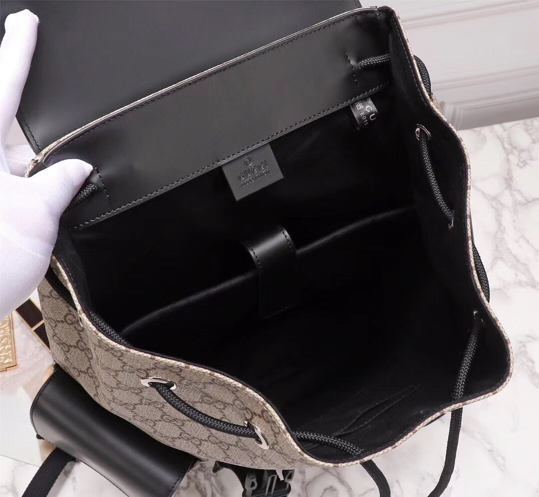 G u c c i backpack W34 H42 D16