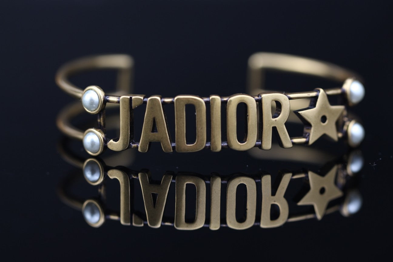 D i o r bracelet
