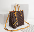 L carry It handbag