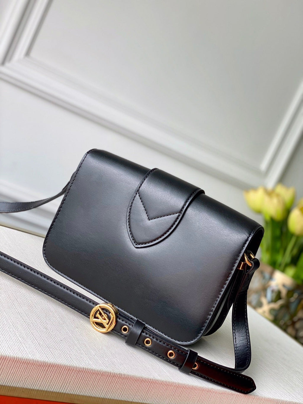 Handbag sun black 23.0 x 15.0 x 8.0 cm