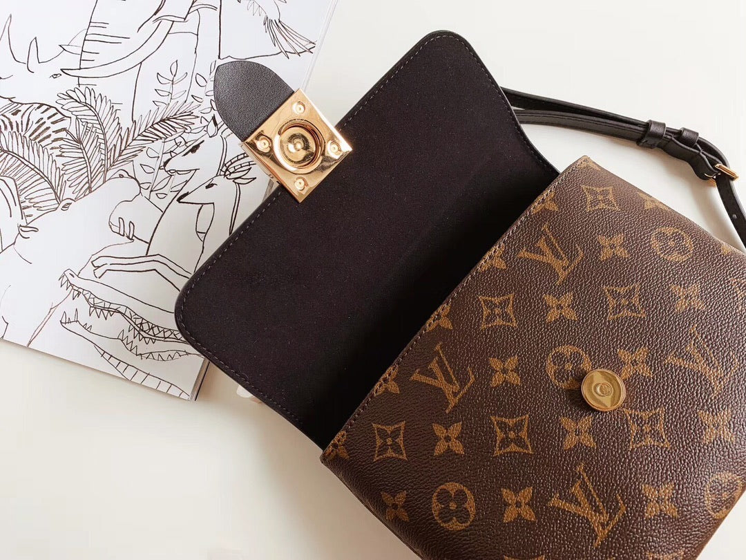 L handbag