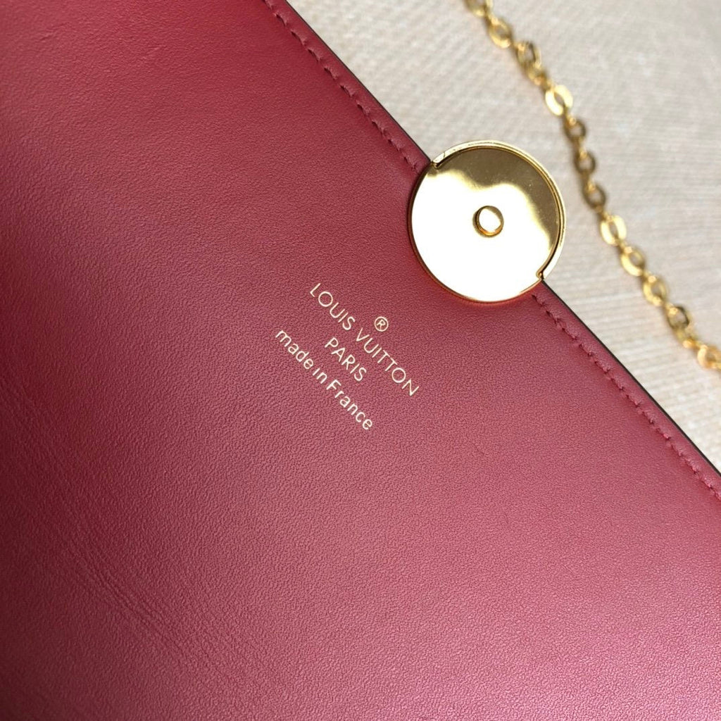 Handbag  Size:17.5×11.5×3.5cm
