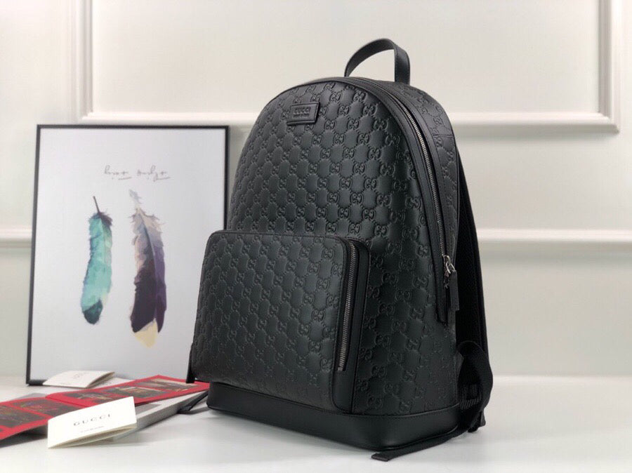 G u c c i backpack W31.5 H41 D14.5,