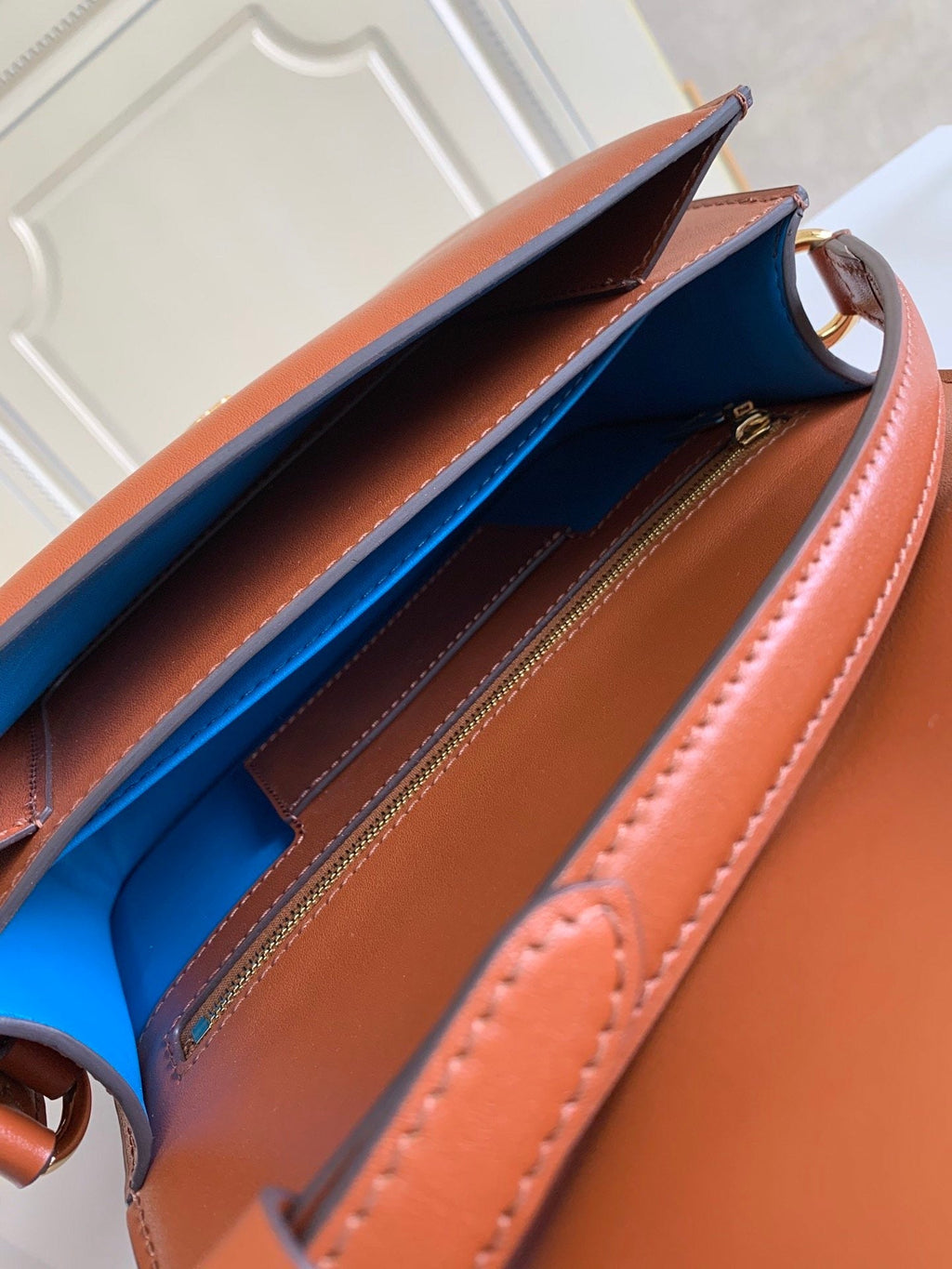 sun brown handbag