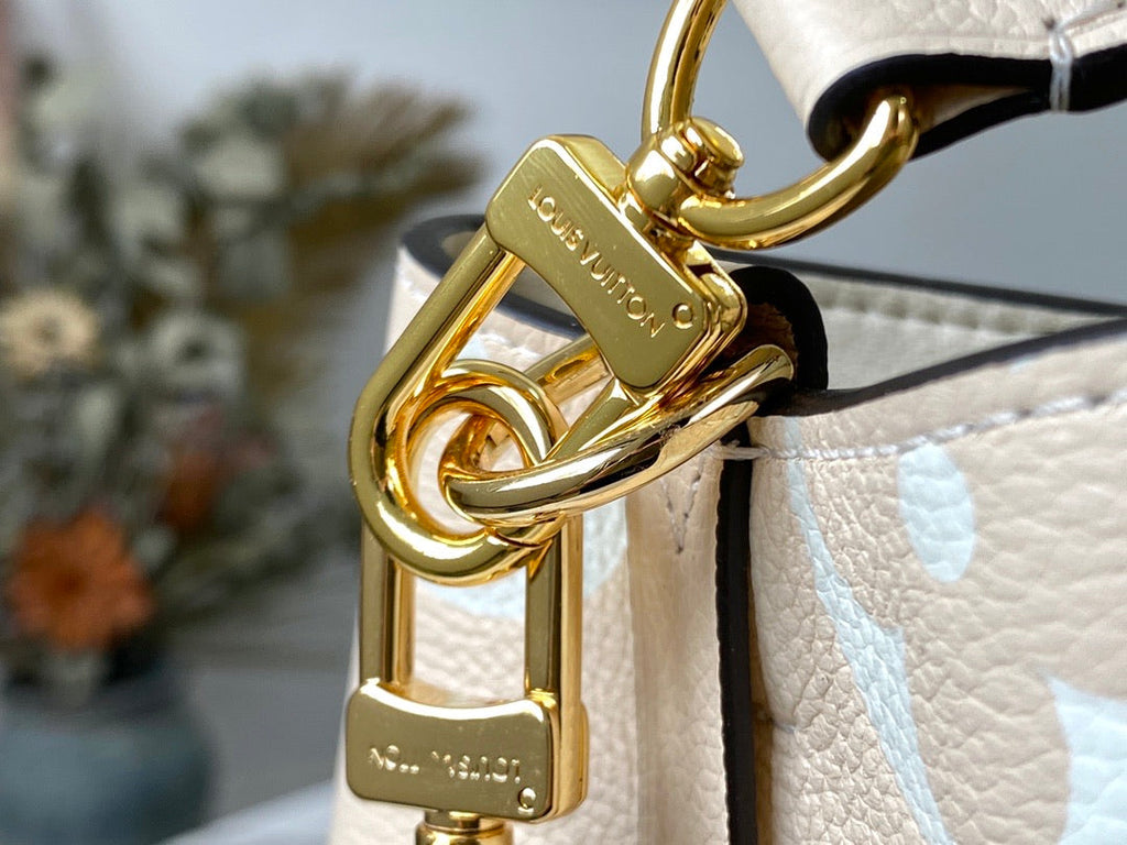 handbag giant 20*20*13cm
