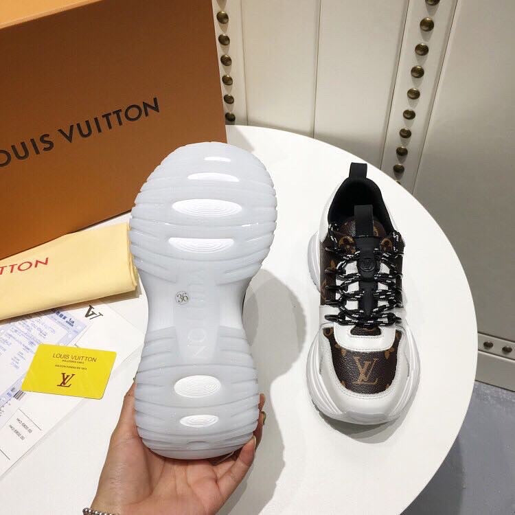 Lv sneakers