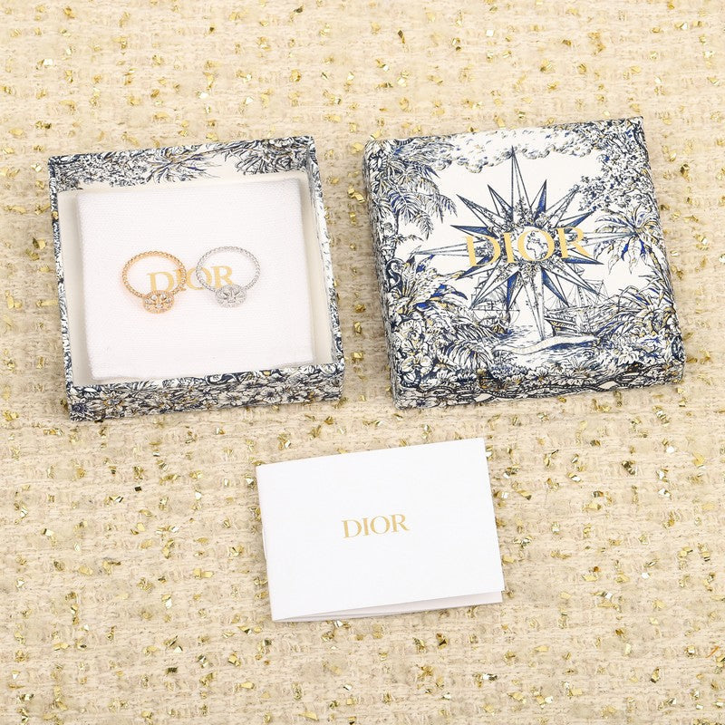 18K CD Compass Diamond Gold Ring