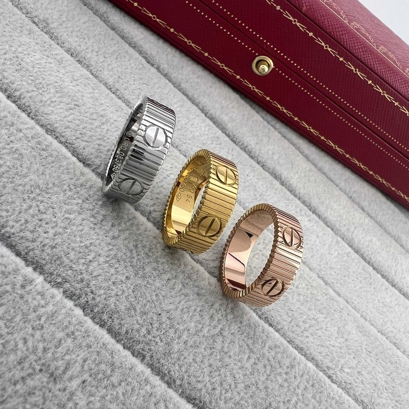 18K Love Unlimited Ring