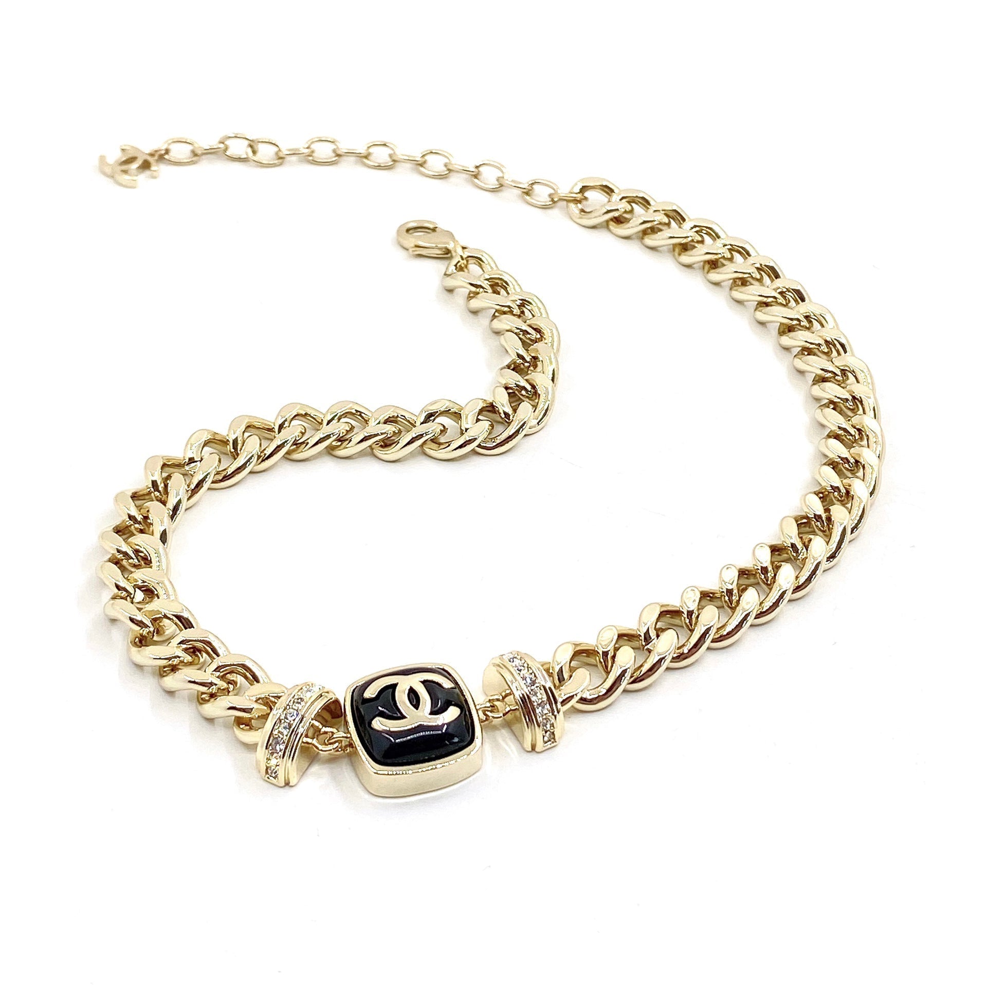 18K CC Diamonds Necklace