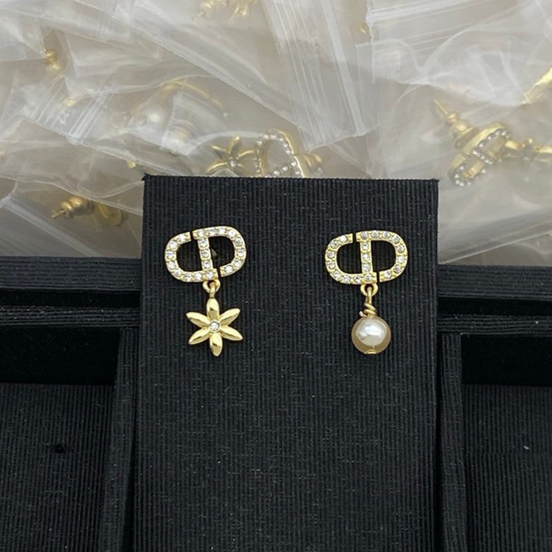 18K CD Flower Pearl Gold Earrings