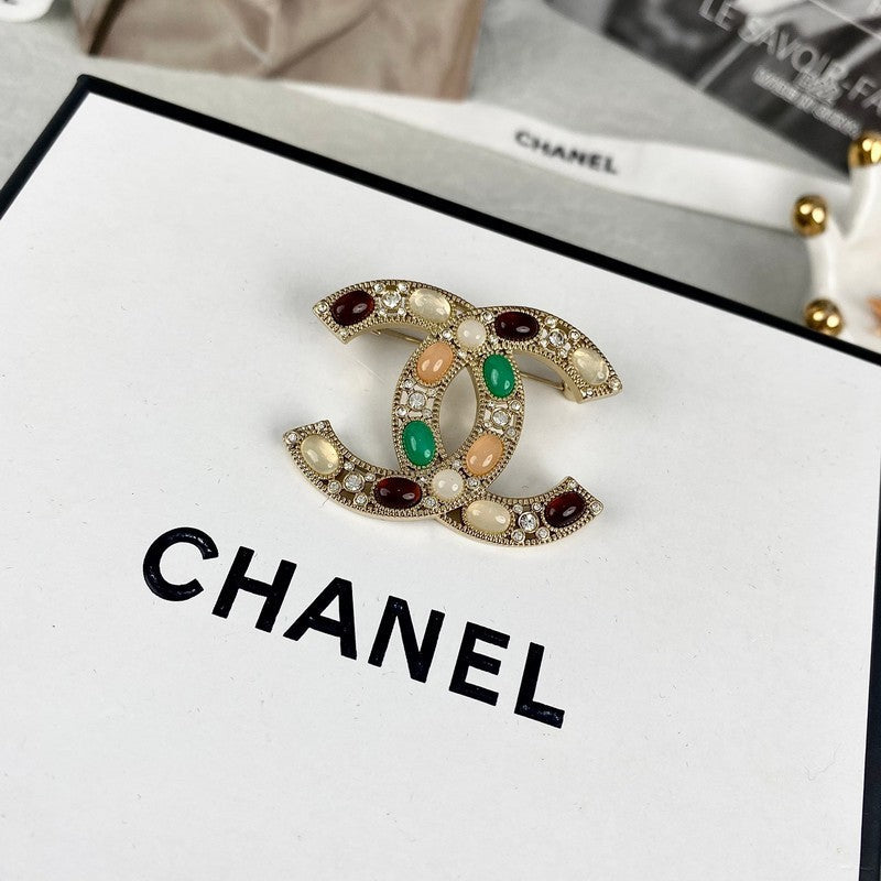 18K CC Color Crystal Diamond Brooch
