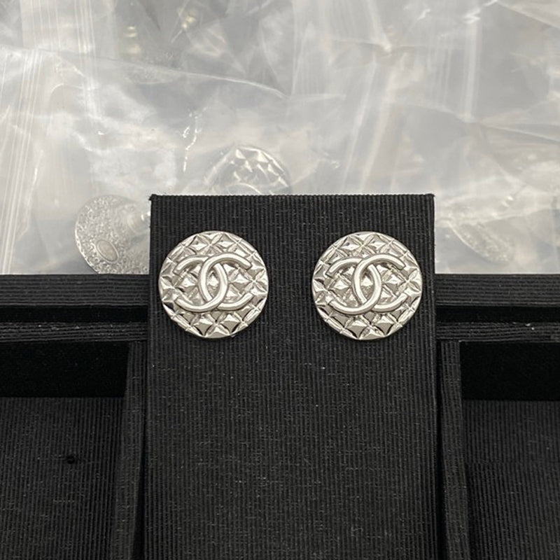 18K CC White Gold Earrings