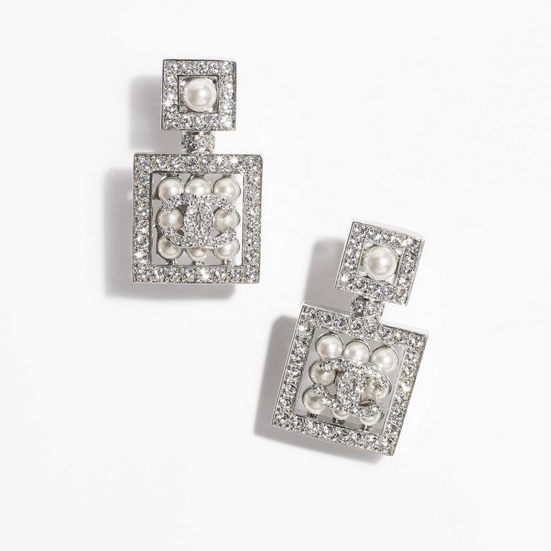 18K CC Diamond Pearl Perfume Earrings