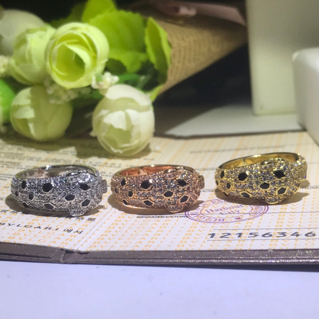18K Panthere De Diamond Ring