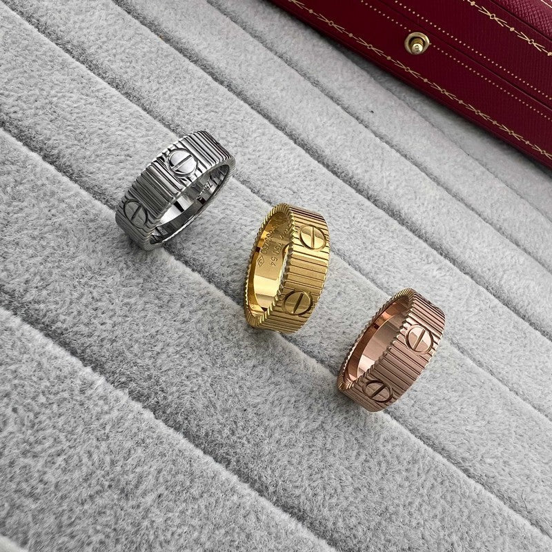 18K Love Unlimited Ring