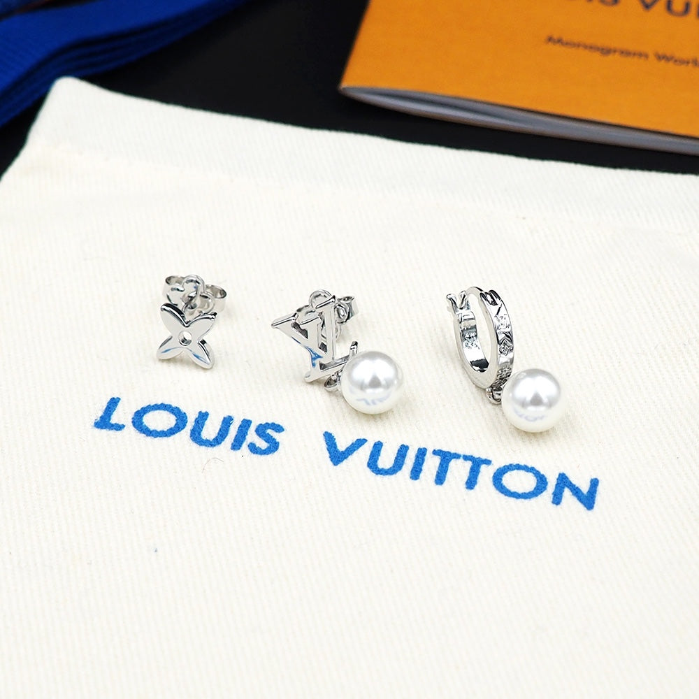 18K Louis Monogram Pearls Earrings