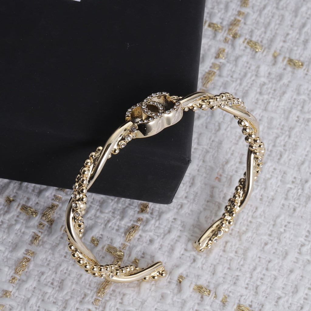 18K CC Diamond Chain Bracelet