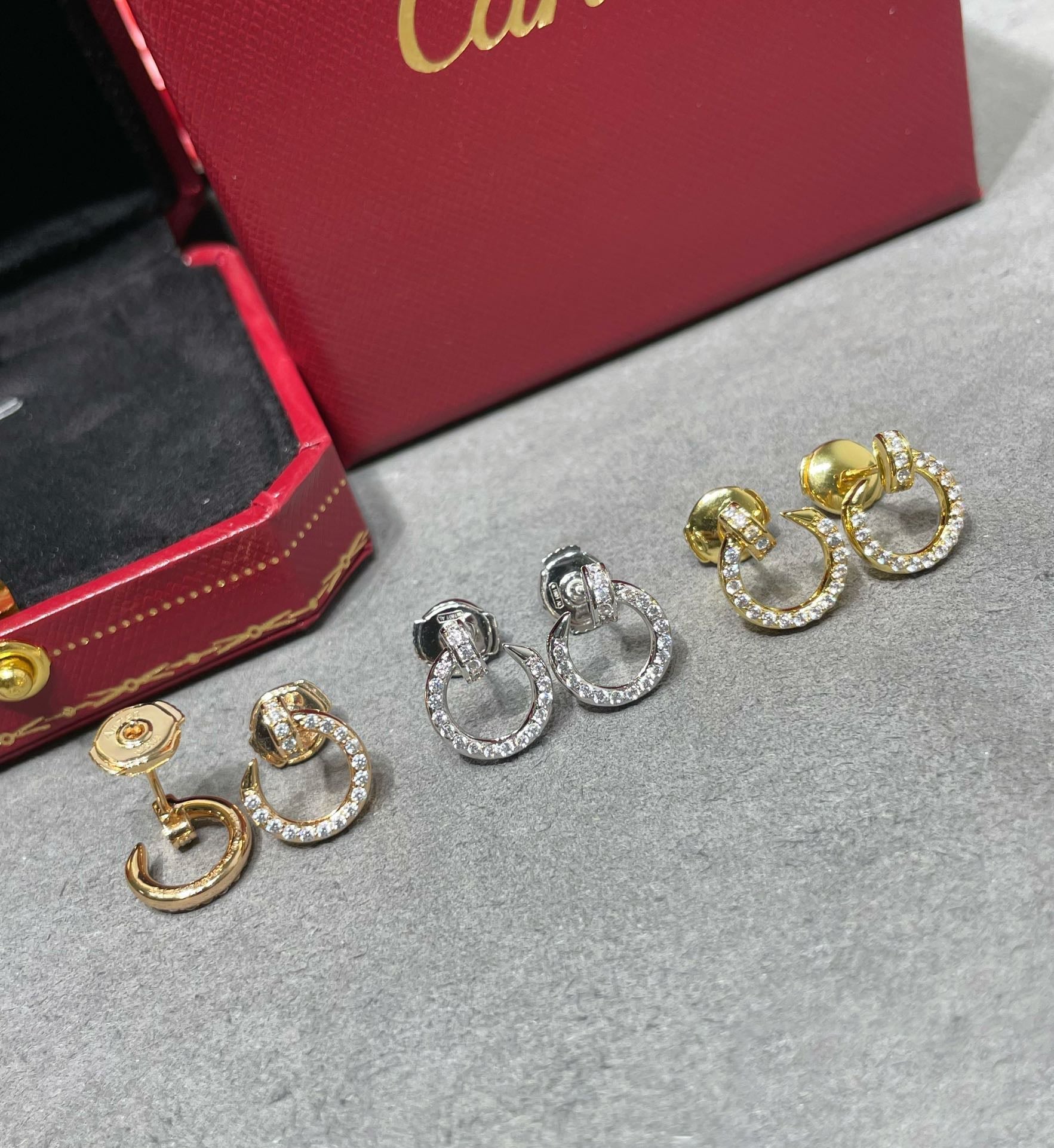 18K Juste Un Clou Diamonds Earrings